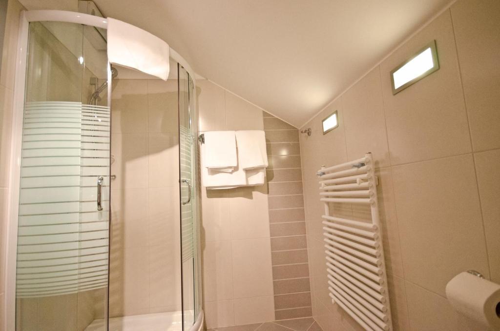 Promedicum Panzio Hotel Veszprem Room photo